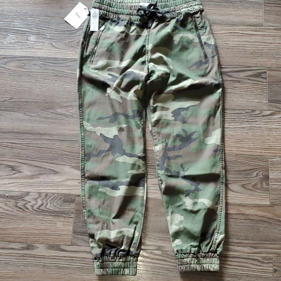 ARITZIA TNA Alix Camo Pant NWT - Picture 2 of 8